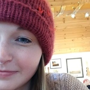 Meet your Posher, Makenzie